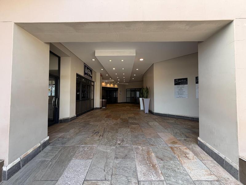 To Let Commercial Property for Rent in Humewood Eastern Cape